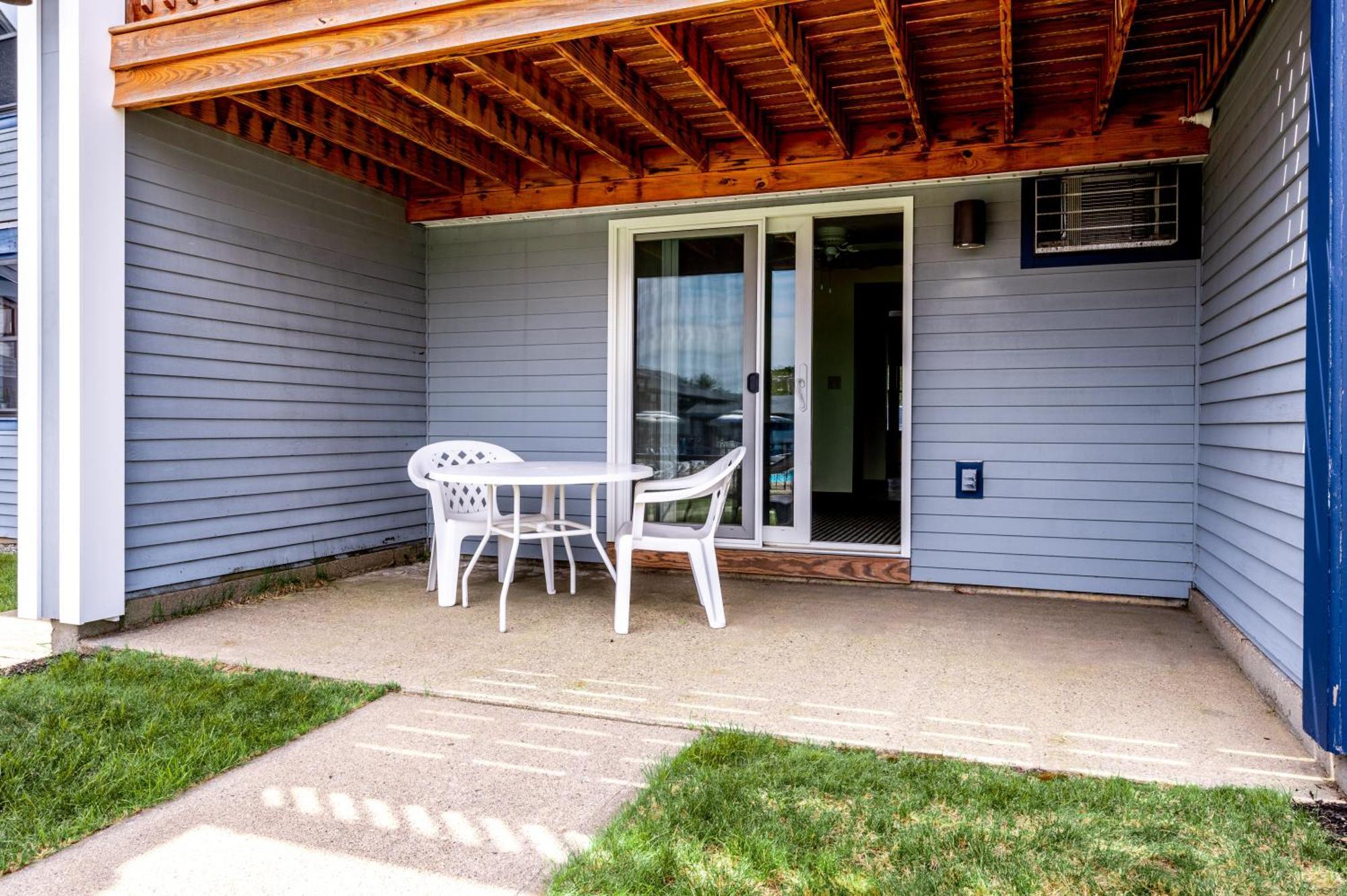 Nautical Mile Resort Wells Exteriér fotografie